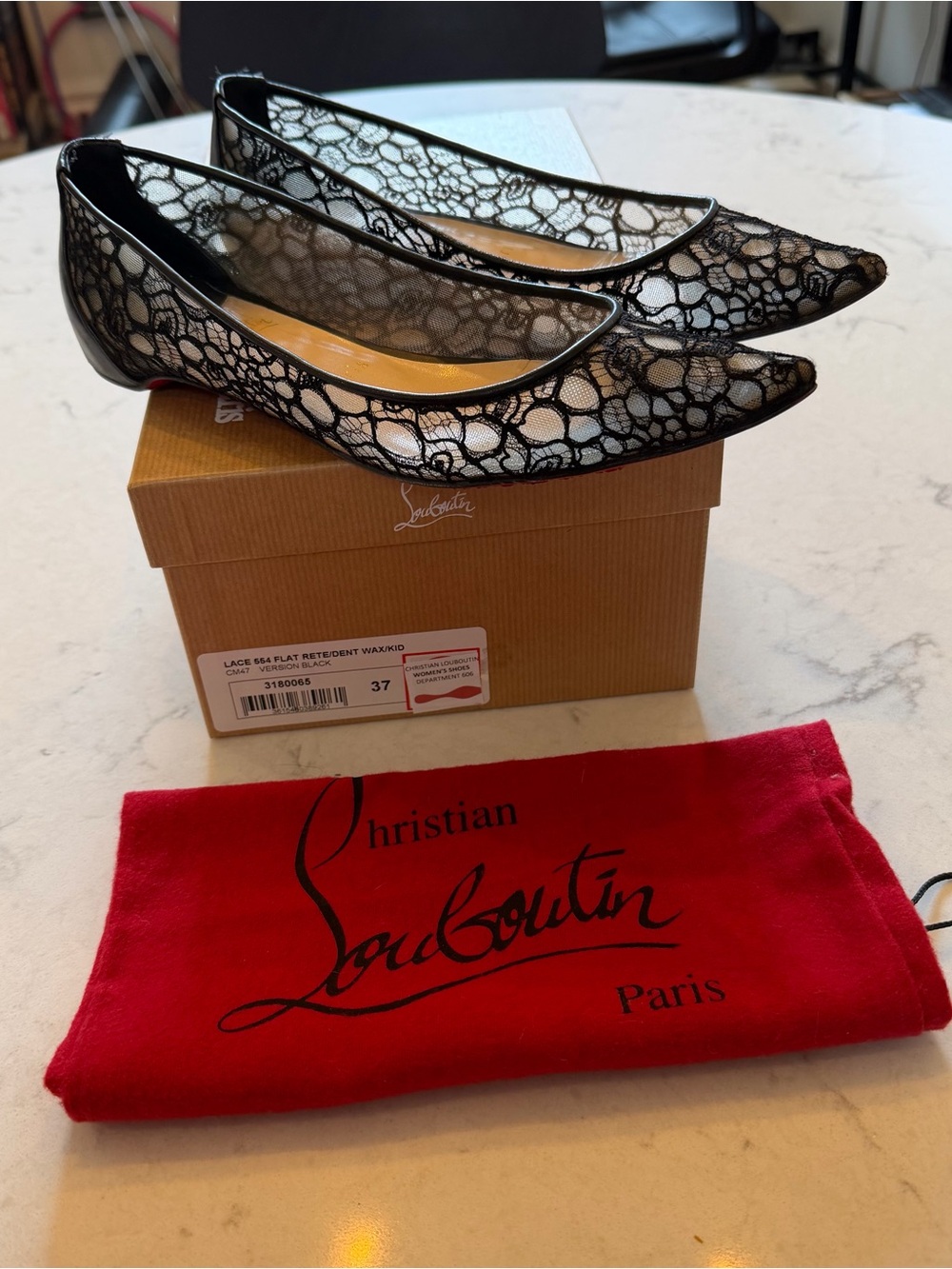 Christian Louboutin ❤️ Black Lace 554 Pointed Toe Flat Size 37 ❤️
